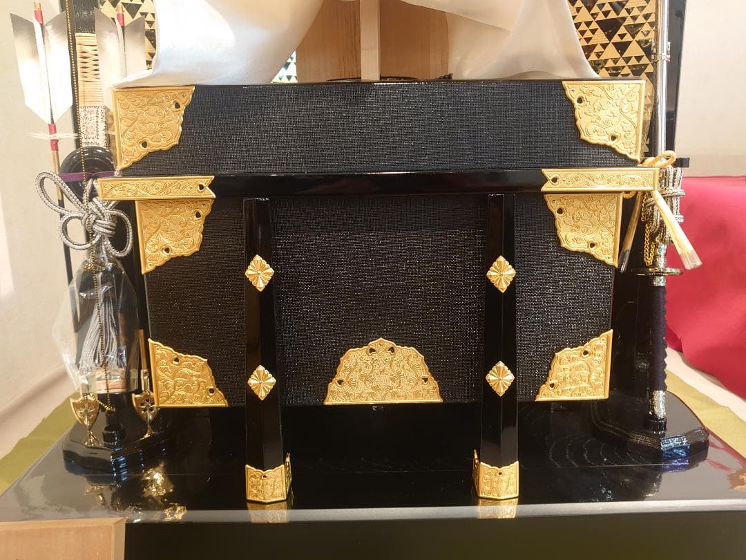 ●新品●早い者勝ち●訳あり品●フルセット　長鍬正絹糸威兜飾り　25万円高級品