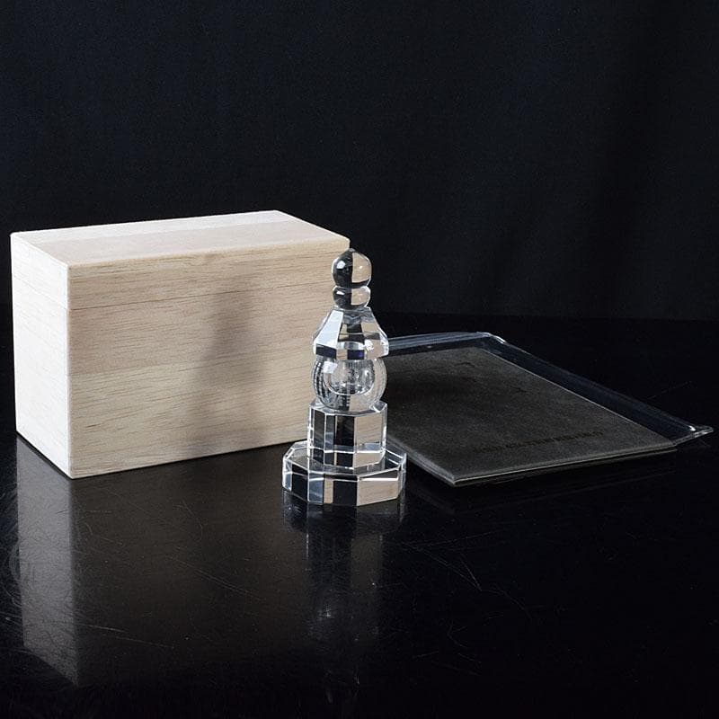 伝統工芸　甲州水晶貴石細工　田中保晴作　五輪塔　証明書付　M　R8393