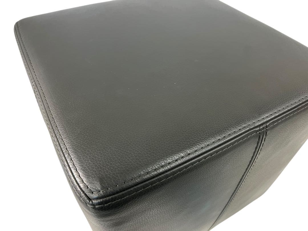 【ケルビン・ジョルマーニ】オットマン/総本革 直径44cm