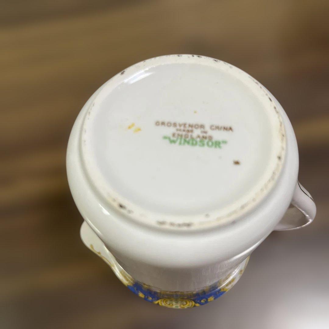 イギリスアンティーク　WINDSORの皿とミルクピッチャーのセット