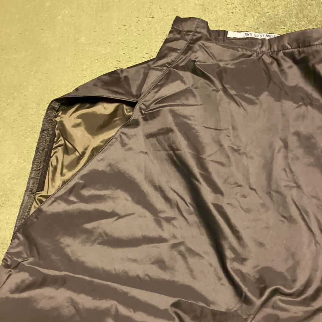 ダークビッケンバーグ　ナイロンベスト　ベルトは付属しておりたせん。防寒