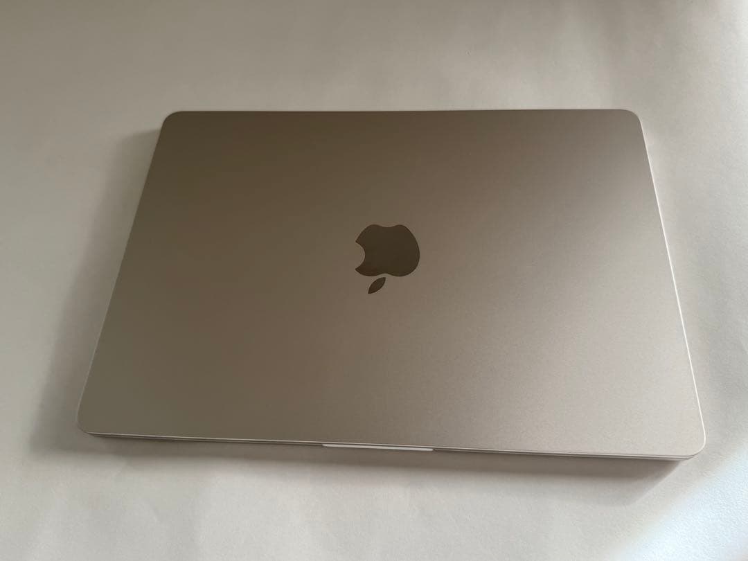美品　MacBook Air M2 16GB 512GB 13.6インチ