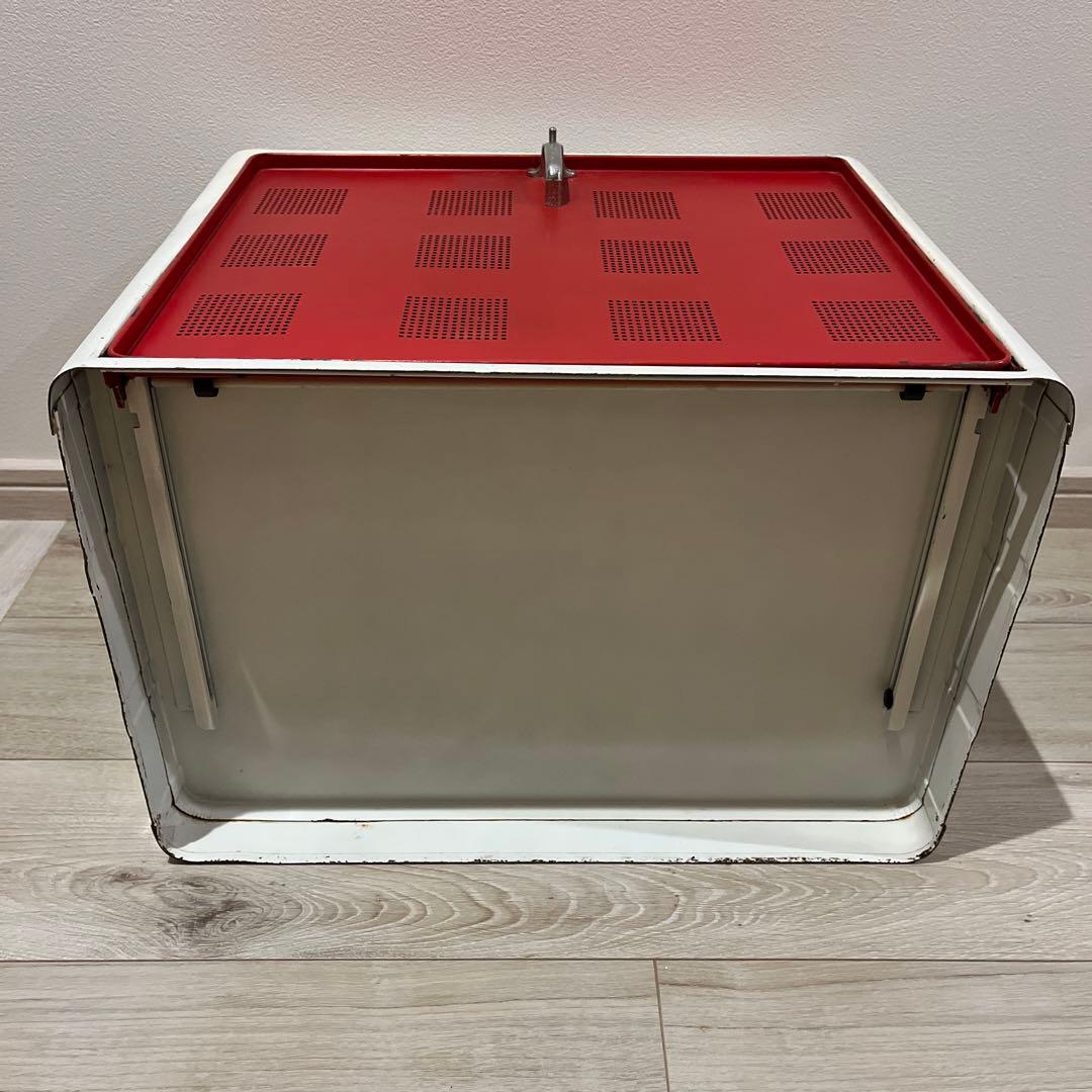 タラ社　ブレッドケース