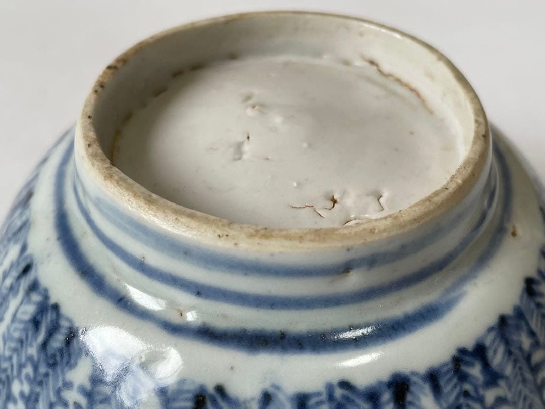 骨董　アンティーク　染付　明染付　芭蕉文様　巻貝文様　茶碗　抹茶碗