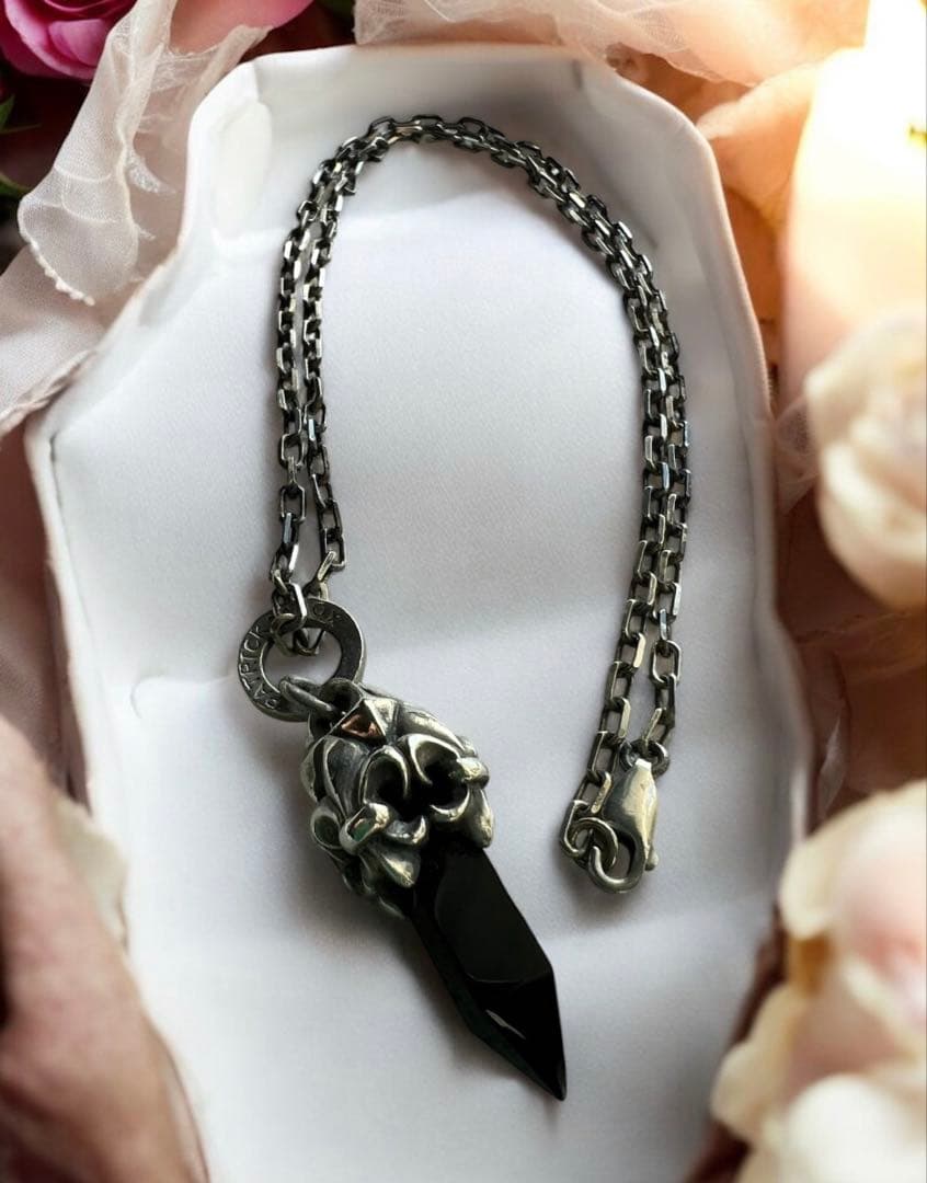 パトリックコックス　ブラッククリスタル　ペンダントネックレス