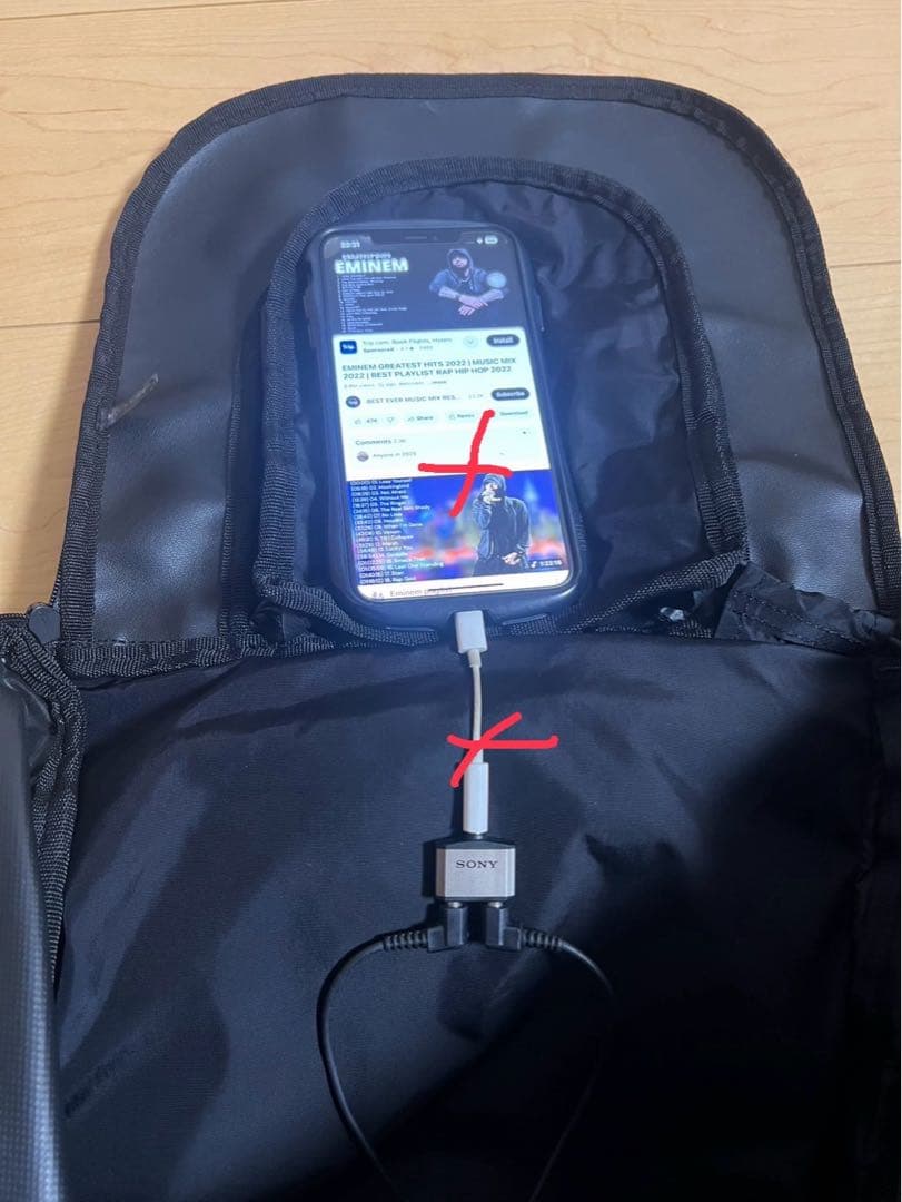 OSIRIS スピーカー付き黒リュック