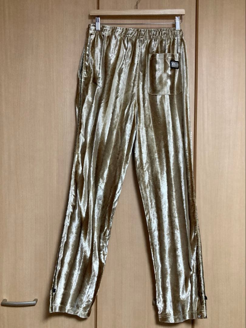 絡繰魂　ベロアセットアップ　Lサイズ