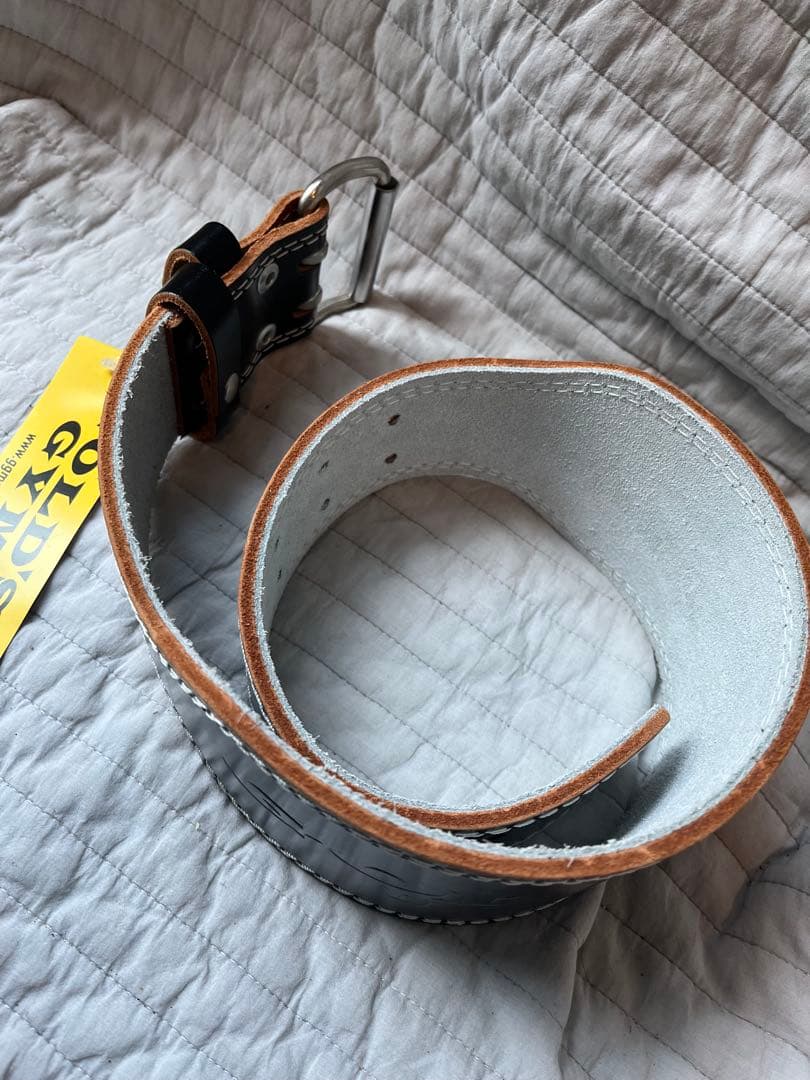 きゃりーあうと様GOLD'S GYM ゴールドジム　EXレザーパワーベルト S