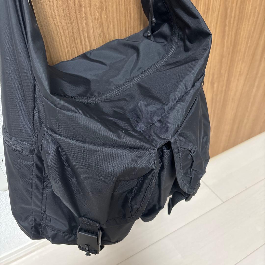 新品バイシクロン✖︎ビューティーアンドユース別注メッセンジャーバッグ黒stussy