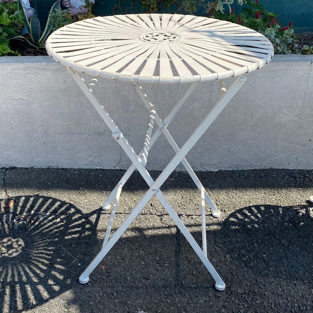 ホワイトアイアン ガーデンテーブルセット 丸テーブル 庭 ベランダ 2人 テラス