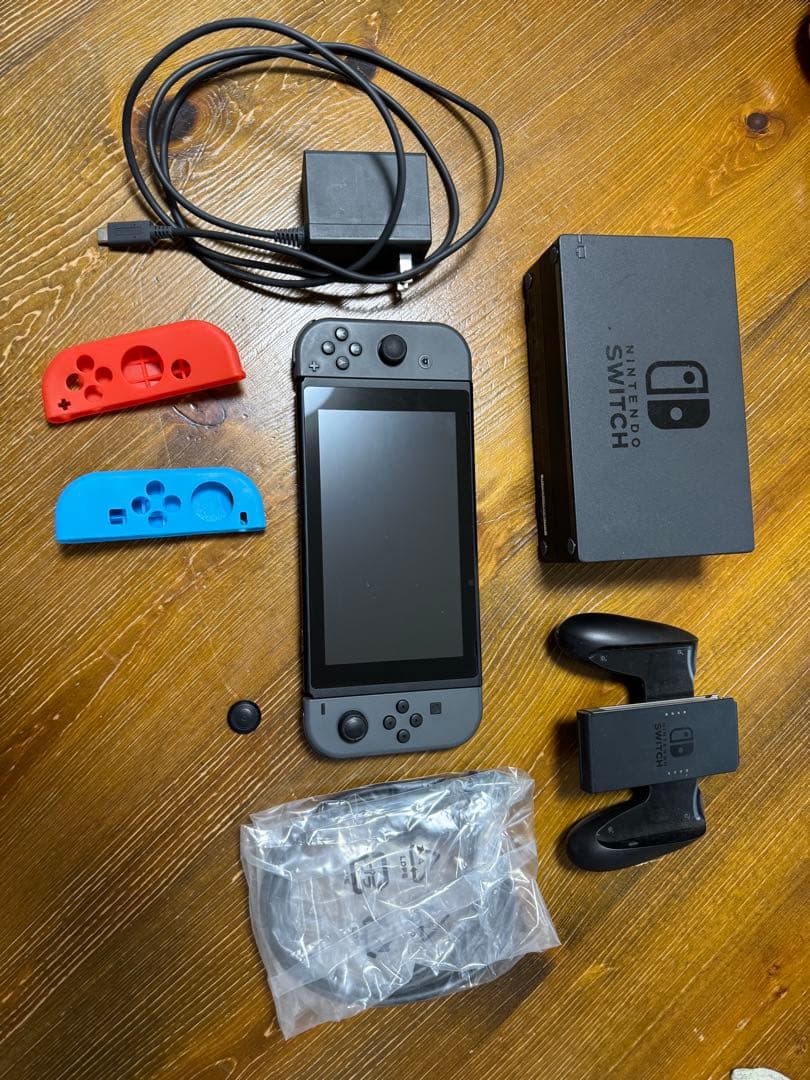 蓮*子様 【美品・完品】Nintendo　Switch本体