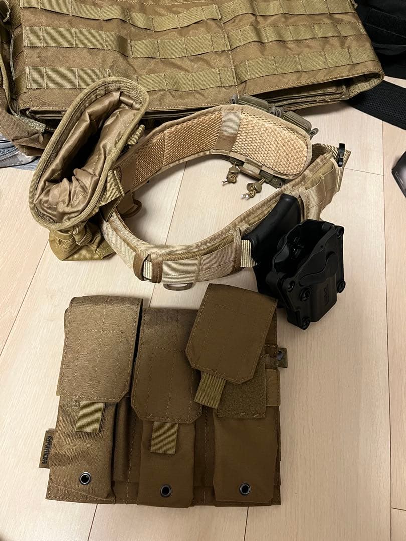 モジュラー式プレートキャリア タンカラー