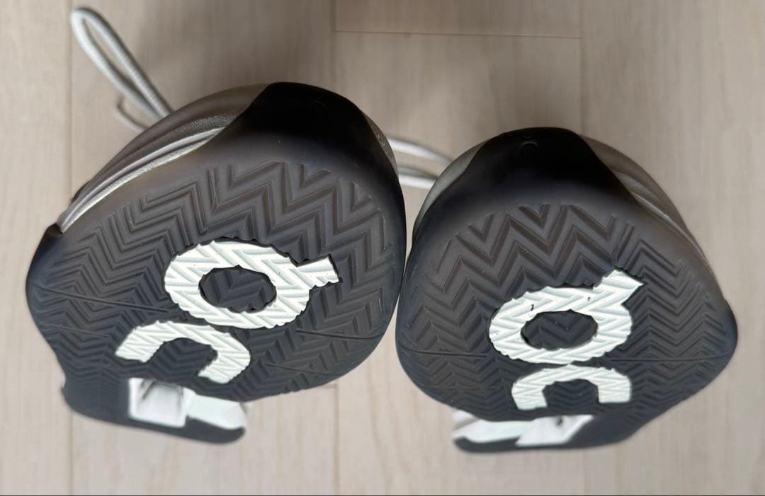 オン ロジャークラブハウスプロLC メンズ25.5cmマルチコート用