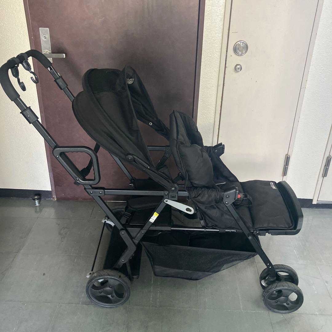 ネビオ　アミティエ　ブラック ベビーカー　2人乗り