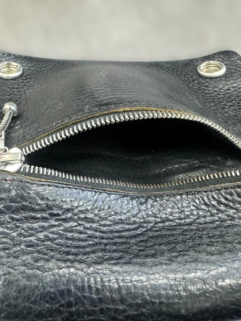 CHROME HEARTS 1ジップクロスボタンレザーウォレット ブラック