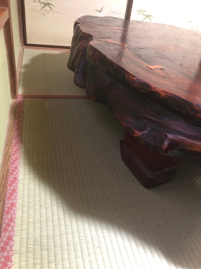 原木一枚板の座卓　引取り限定