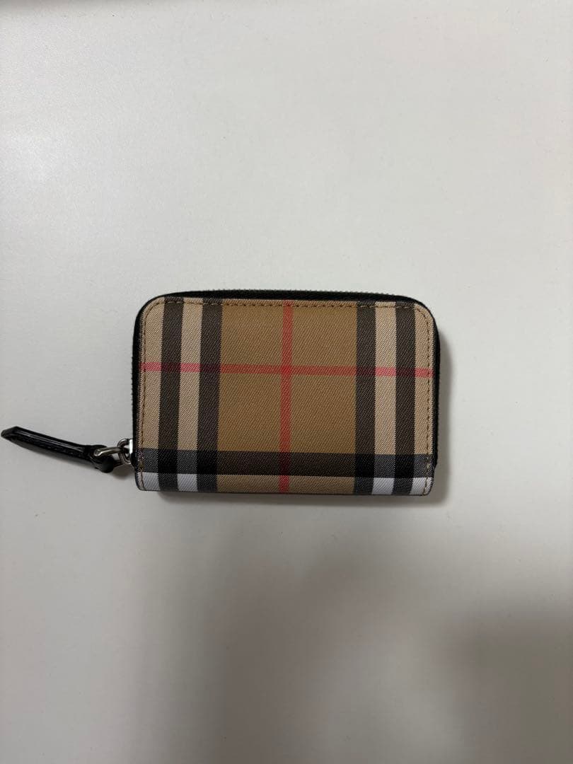 16日まで値下げ　BURBERRY ケース