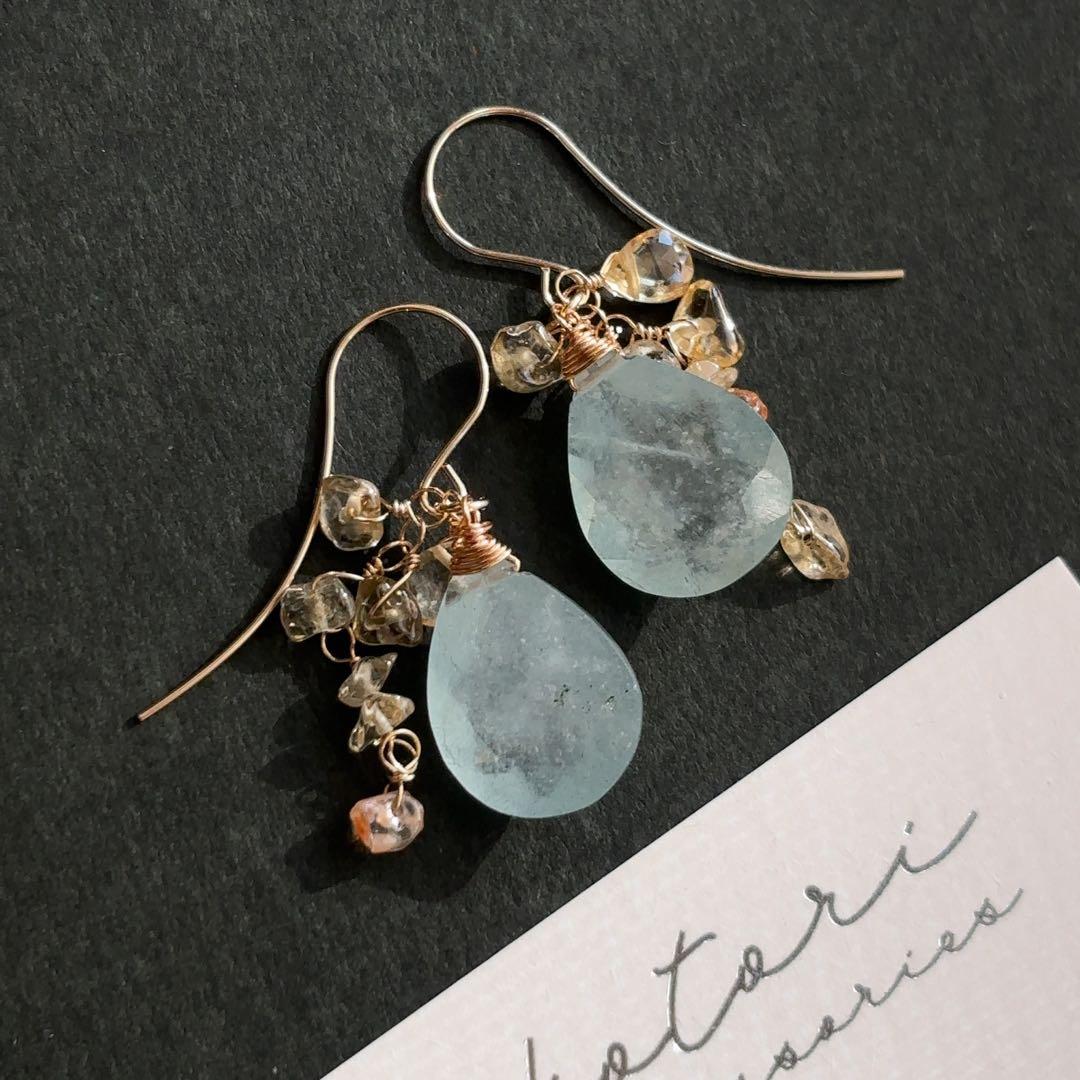 B58 豪華！エメラルドのピアス