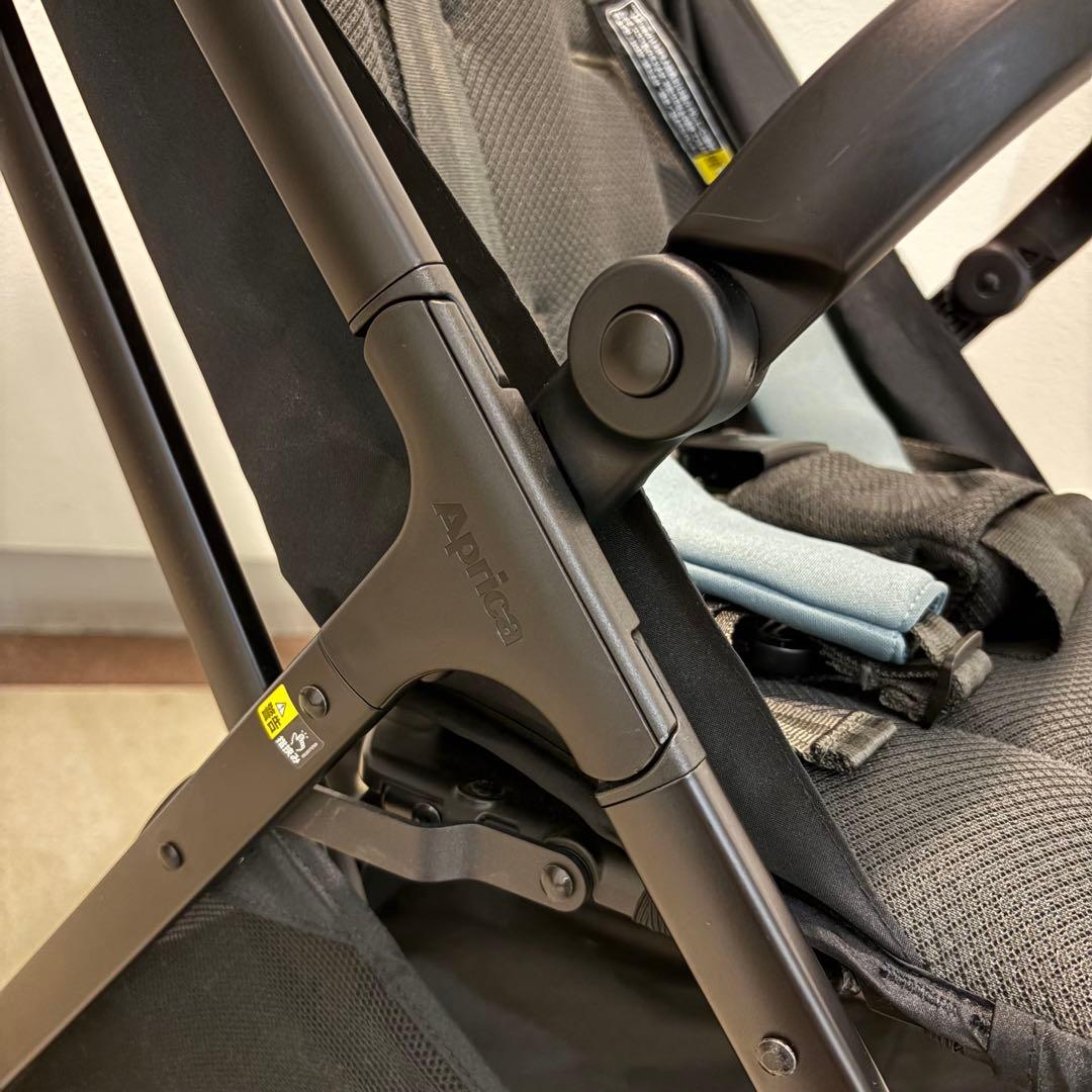 【週末限定価格です】Viit ベビーカー 限定色　Aprica