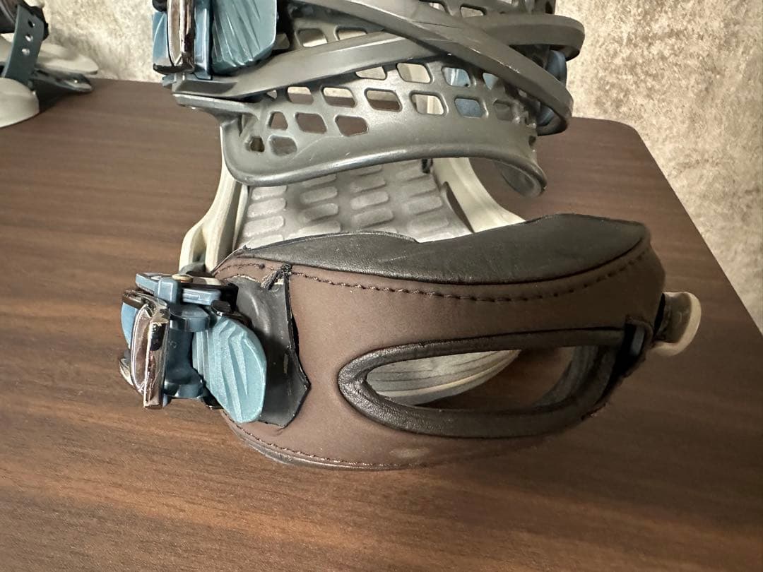 BURTON スノーボード ビンディング GENESIS TTモデル