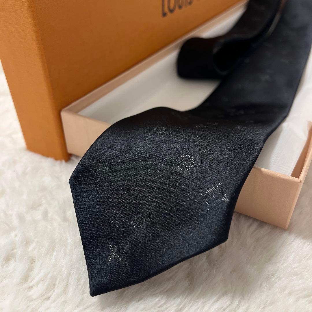 美品！現行 ルイヴィトン ネクタイ スターリーナイト 完売品