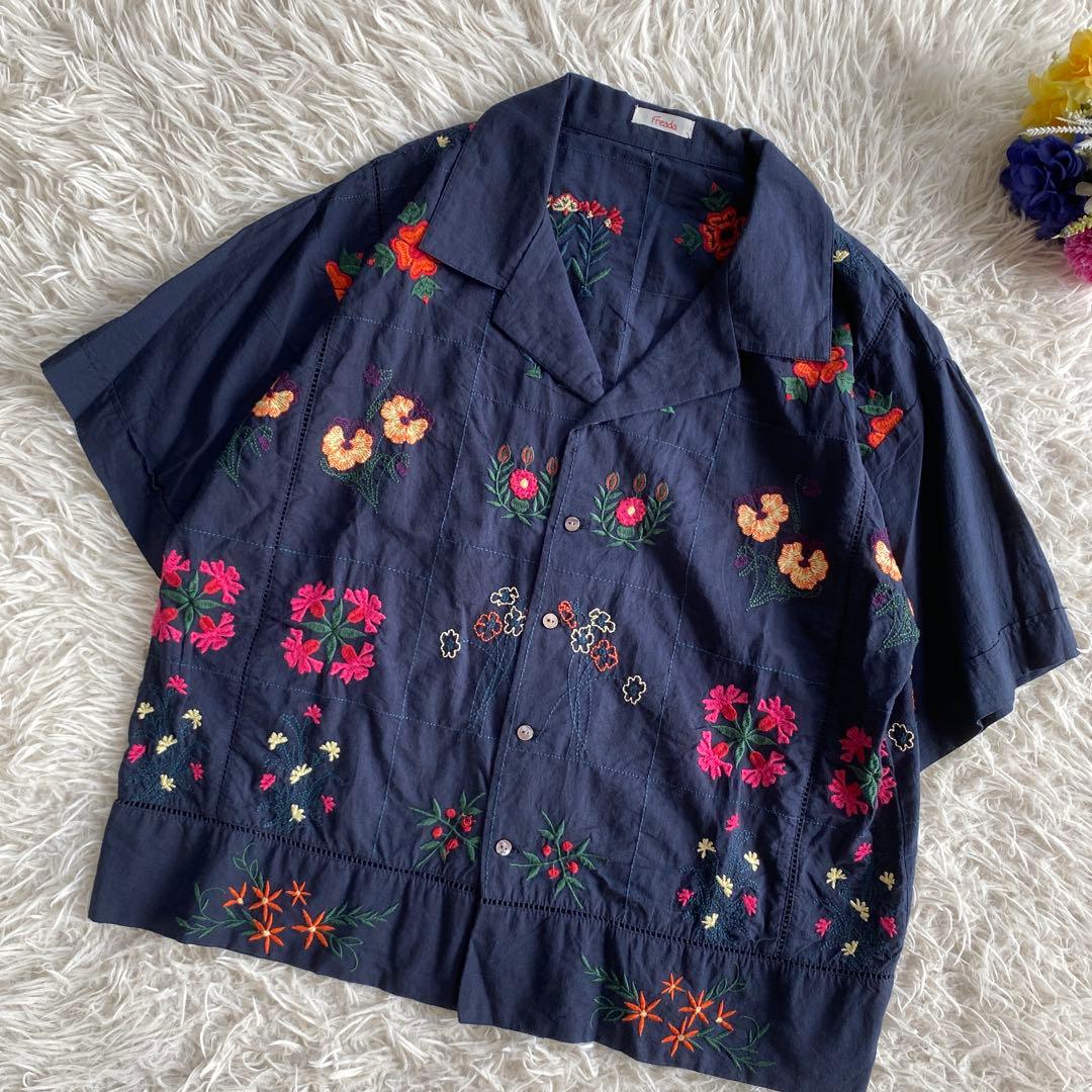 あちゃこわんこ(о´∀`о)パッチワーク　刺繍　シャツ freada