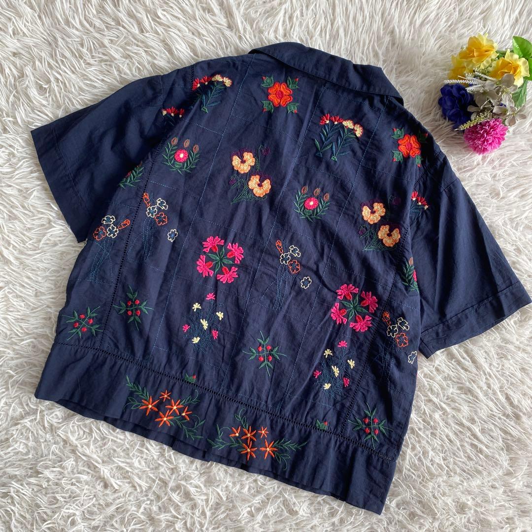 あちゃこわんこ(о´∀`о)パッチワーク　刺繍　シャツ freada