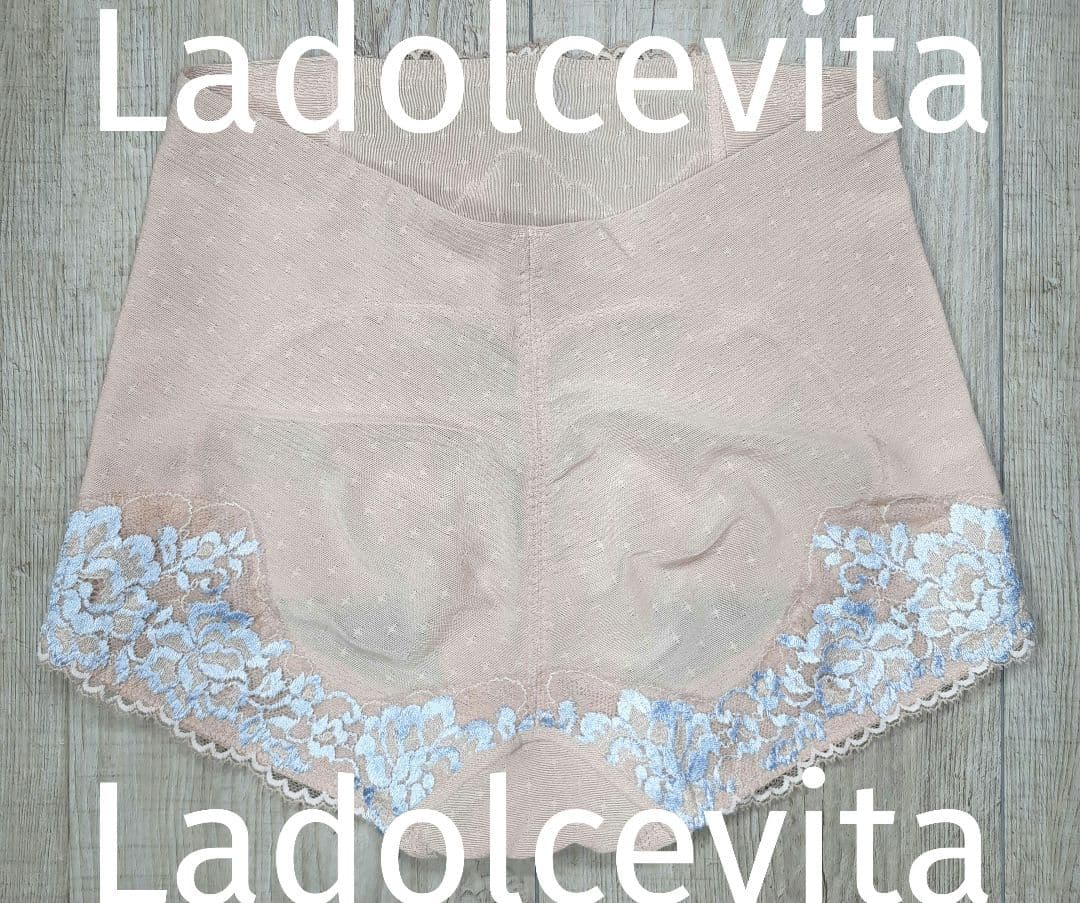 美品 マルコ　デコルテ リュミエス ショートガードル M64/ロゼ/199