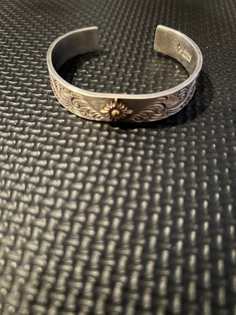 ターボ　アリゾナフリーダム　バングル　太陽神　唐草　K18 シルバー