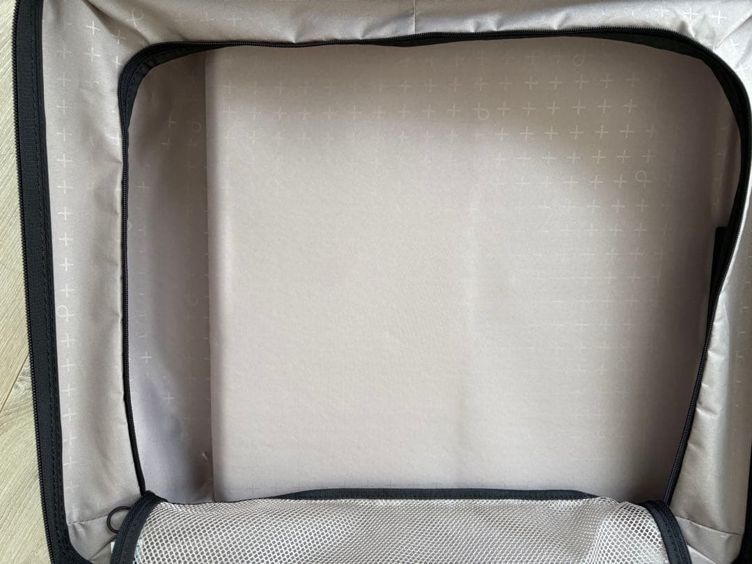 ブルーグレー キャリーケース 4輪