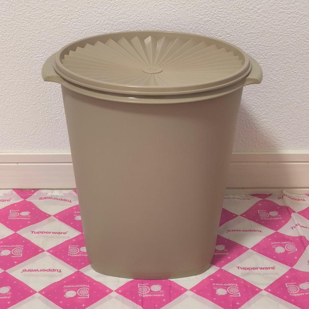 タッパーウェア マキシクイーンデコレーター モカブラウン色 Tupperware