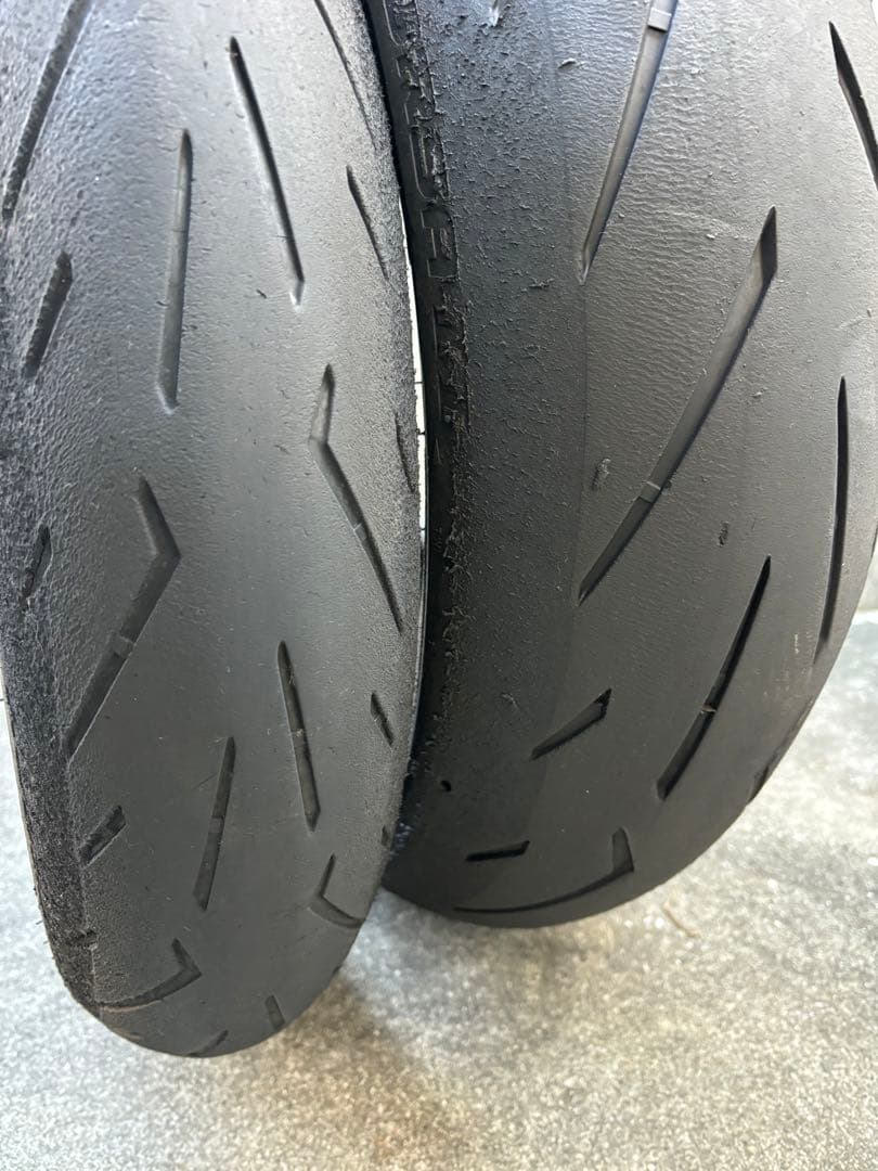 CBR600RR.R7.MT07...ピレリタイヤ前後セット