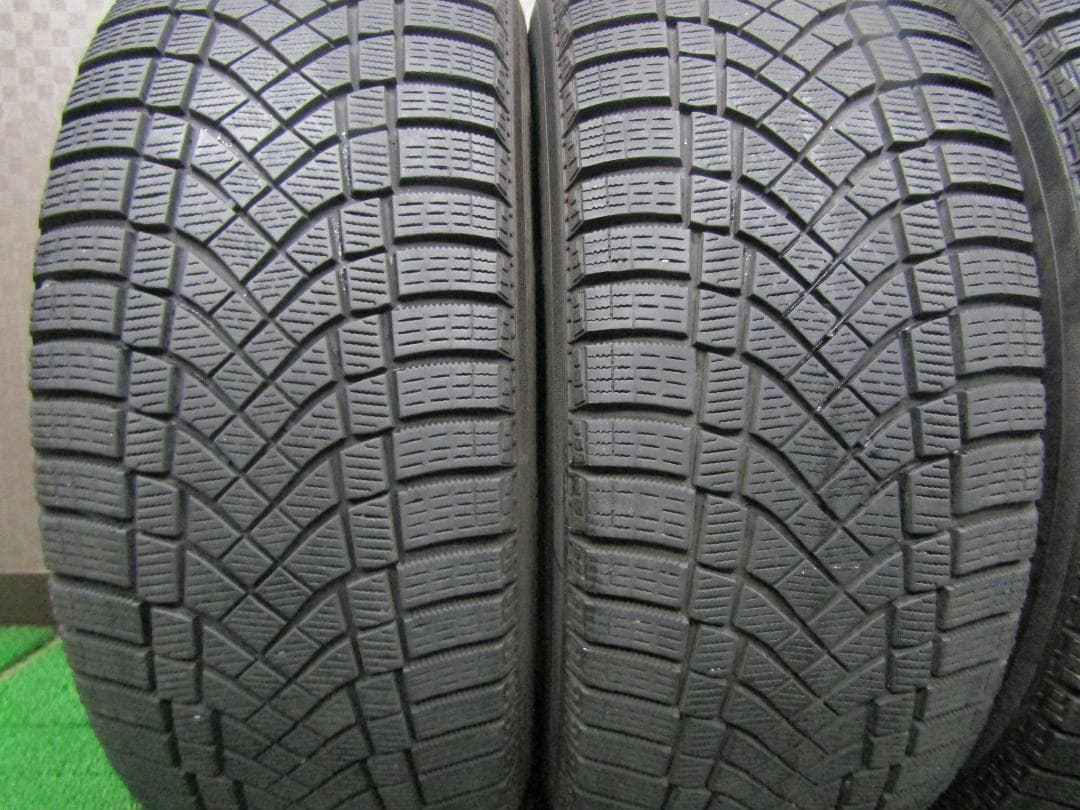 ☆送料込☆バリ溝☆2021年製☆ピレリ アイス ゼロ R 265/65R17