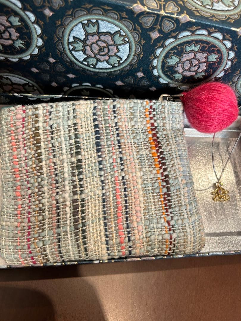 青山デカーボ　パンダポーチ　阪急限定