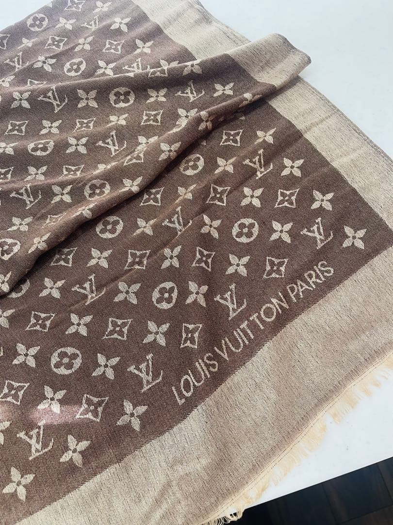 Louis Vuitton ロゴパターン ストール