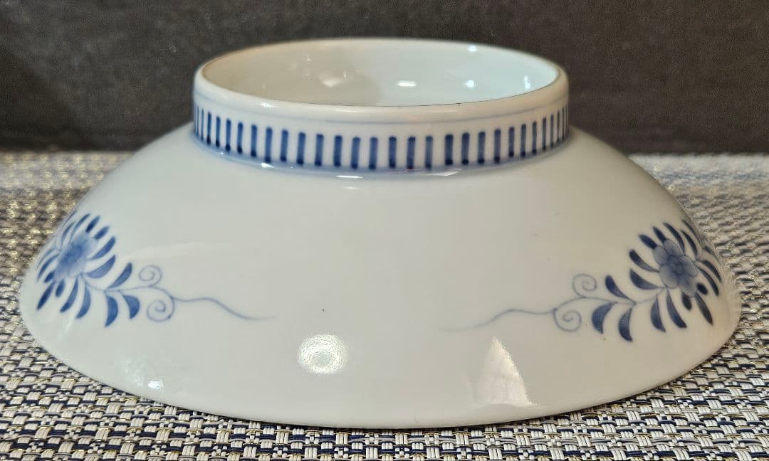 名品❗】江戸時代後期　後期鍋島　藍鍋島　染付　若松図　16.1cm 櫛高台皿