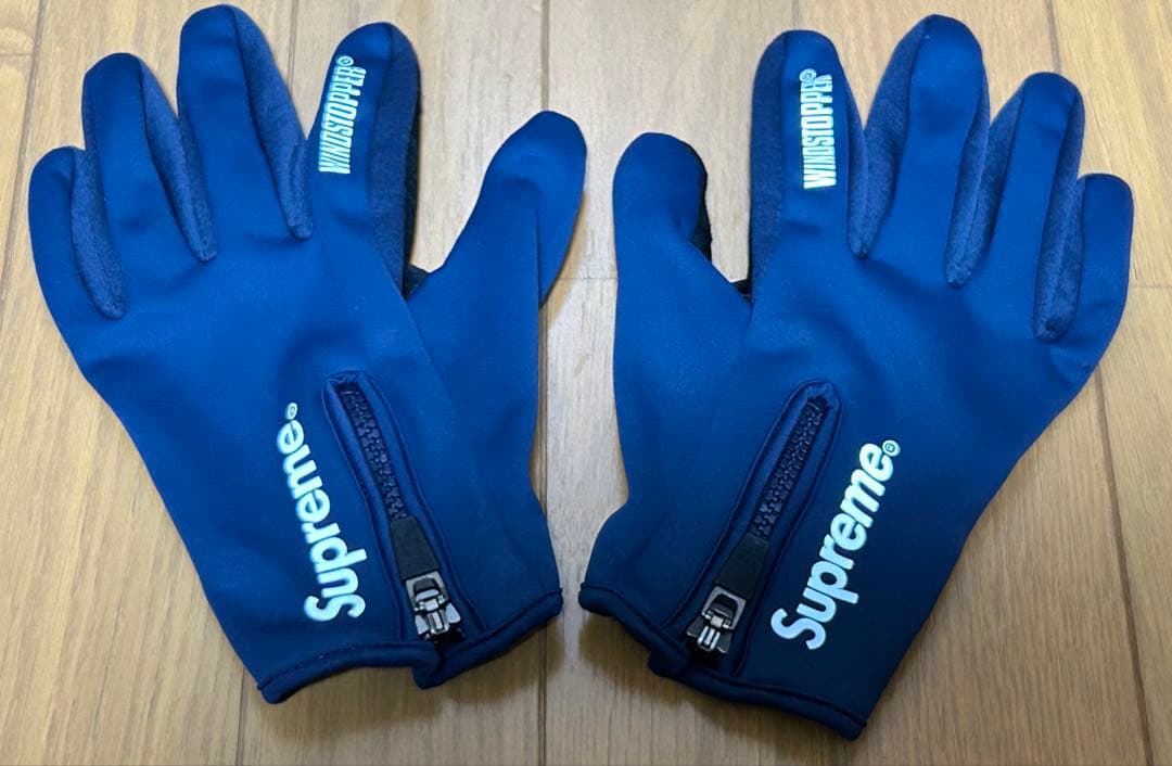 シュプリーム ゴアテックスウインドストッパー ジップグローブM手袋ステッカー付