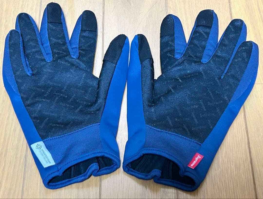 シュプリーム ゴアテックスウインドストッパー ジップグローブM手袋ステッカー付