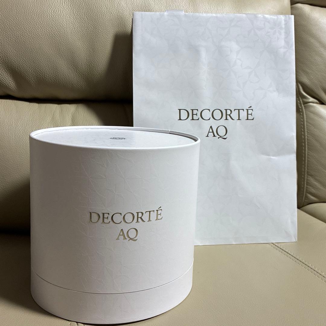 【新品未開封】コスメデコルテ　ＡＱ　ラディアンスコフレ Ⅱ クリスマスコフレ