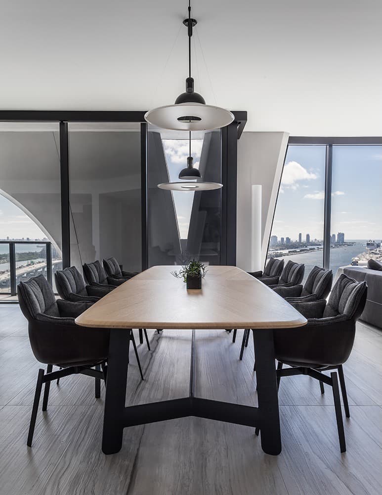 43万 B&B ITALIA Husk チェア ハスク パトリシア・ウルキオラ