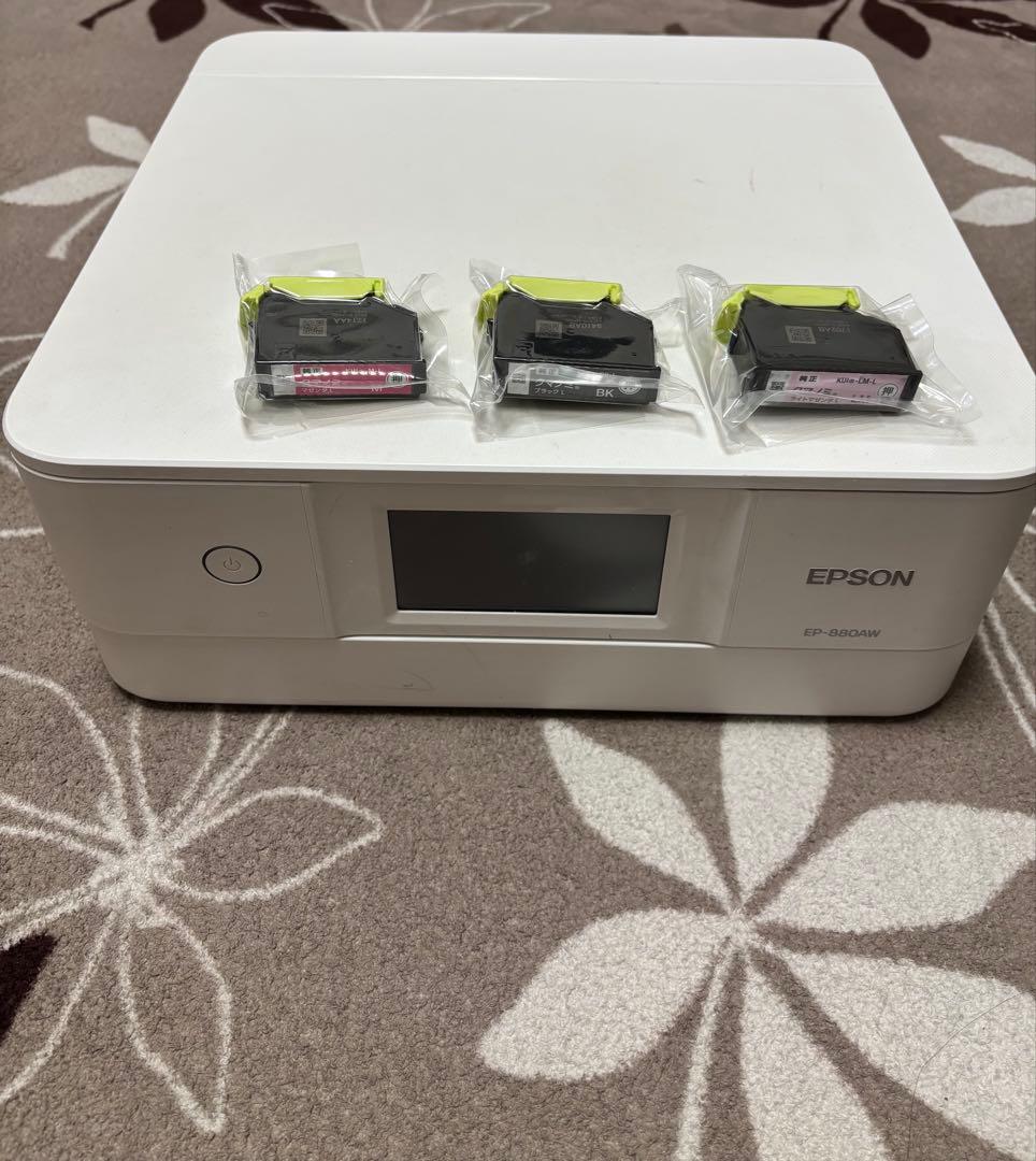 エプソンプリンターEP-880AW 新品インクカートリッジ3個付き