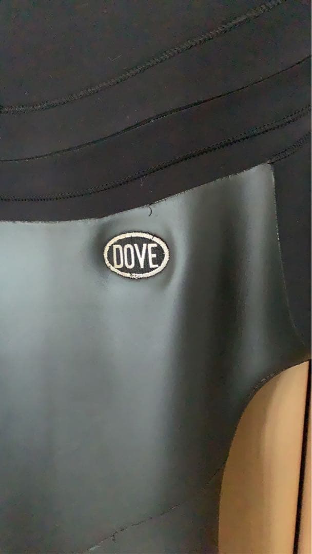 DOVE セミドライスーツ