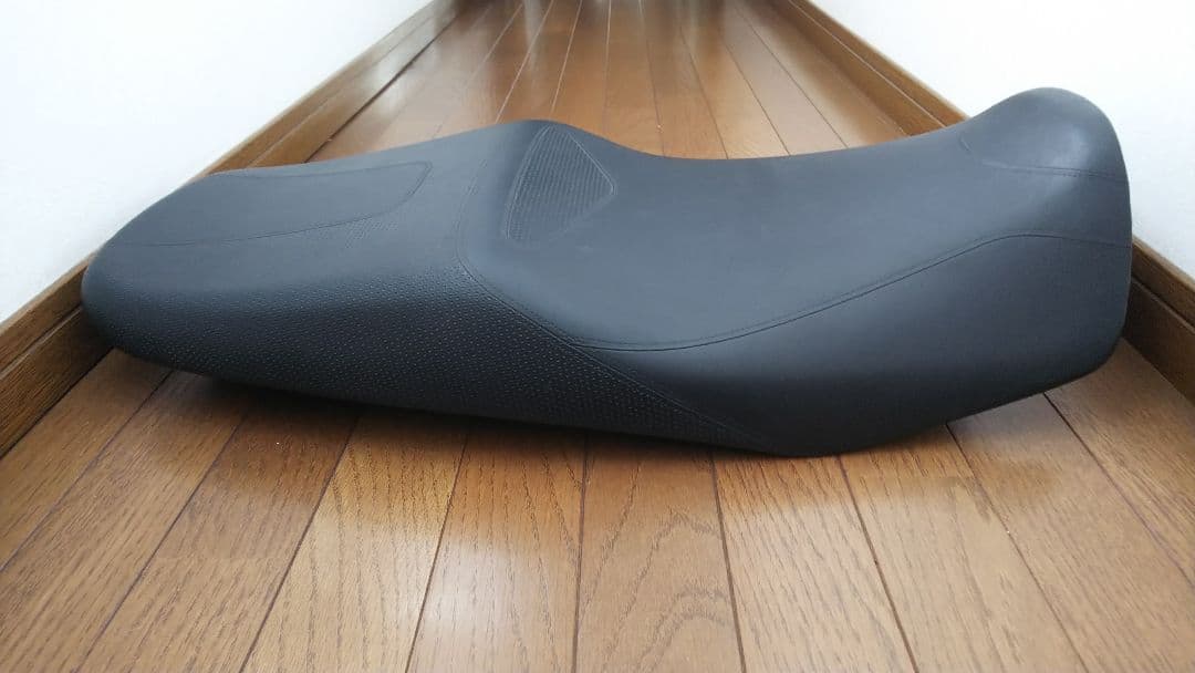 美品HONDA CB1300 純正シート