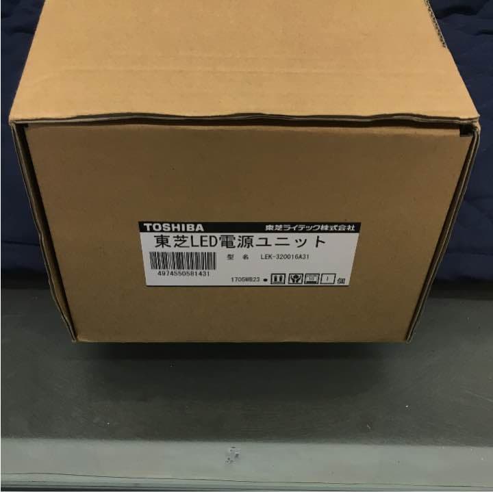 蛍光灯・電球 TOSHIBA