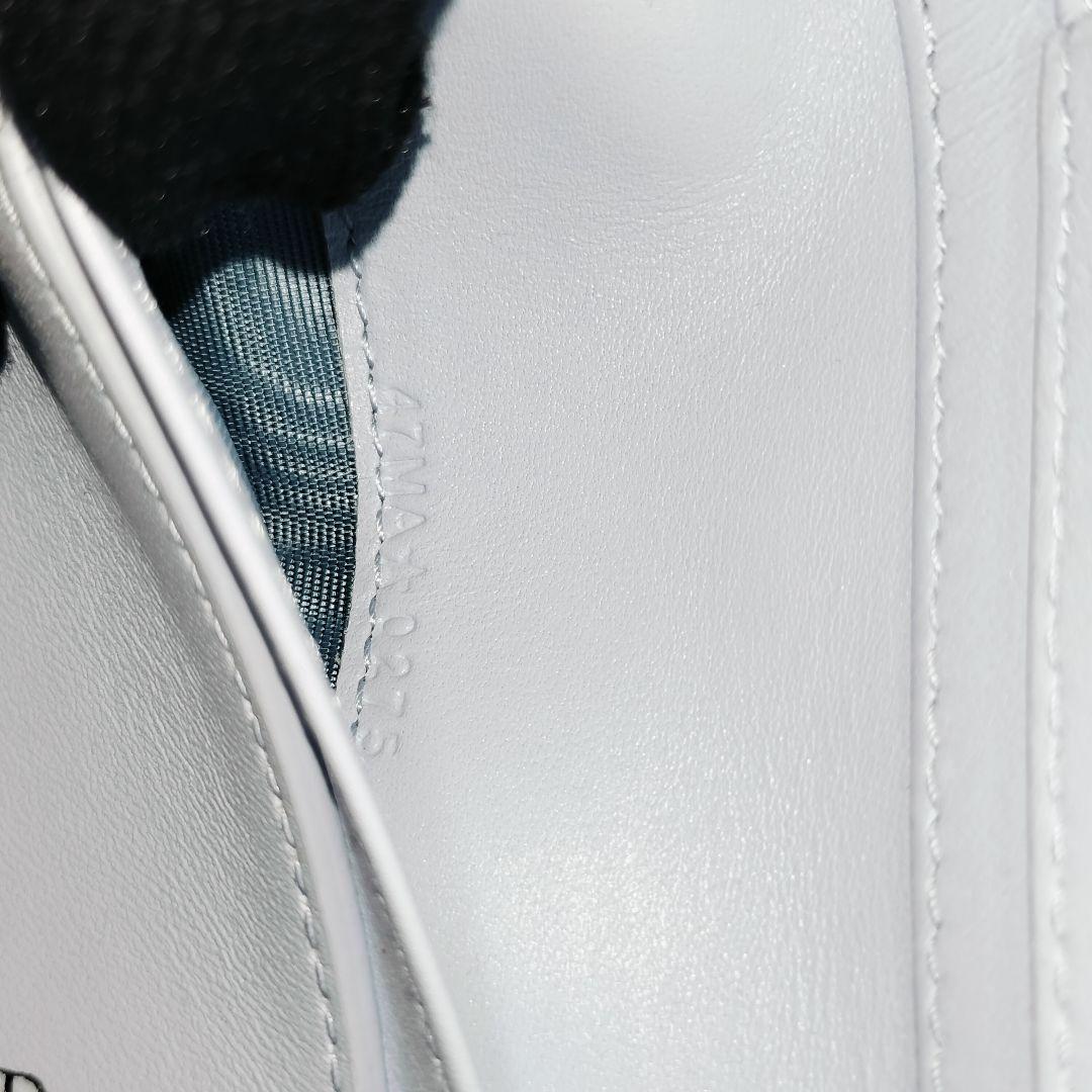 【未使用品級】日本限定色 DIor Caro Dahlia クリスタルウォレット