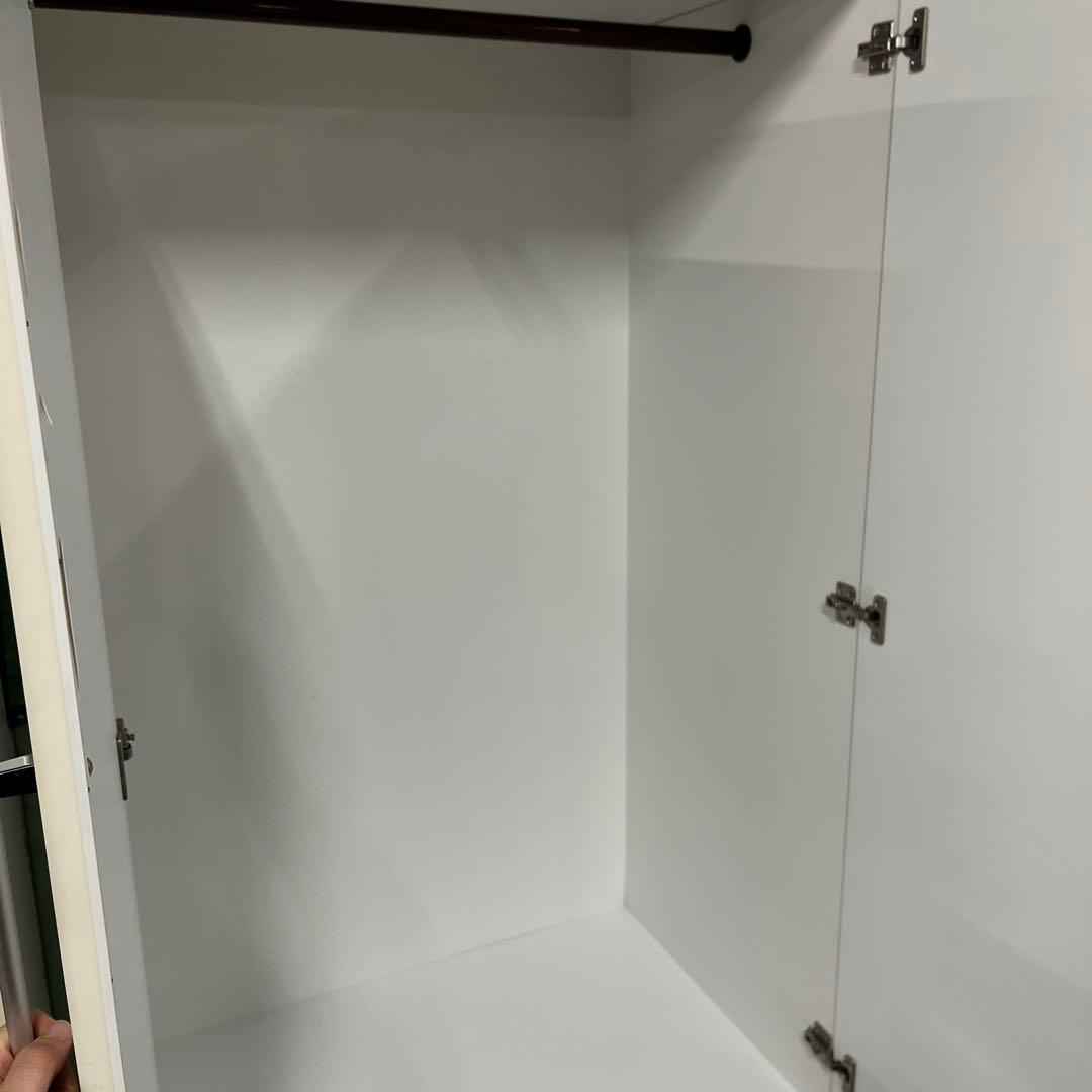 ワードローブ ホワイト木製キャビネット インテリア 家具