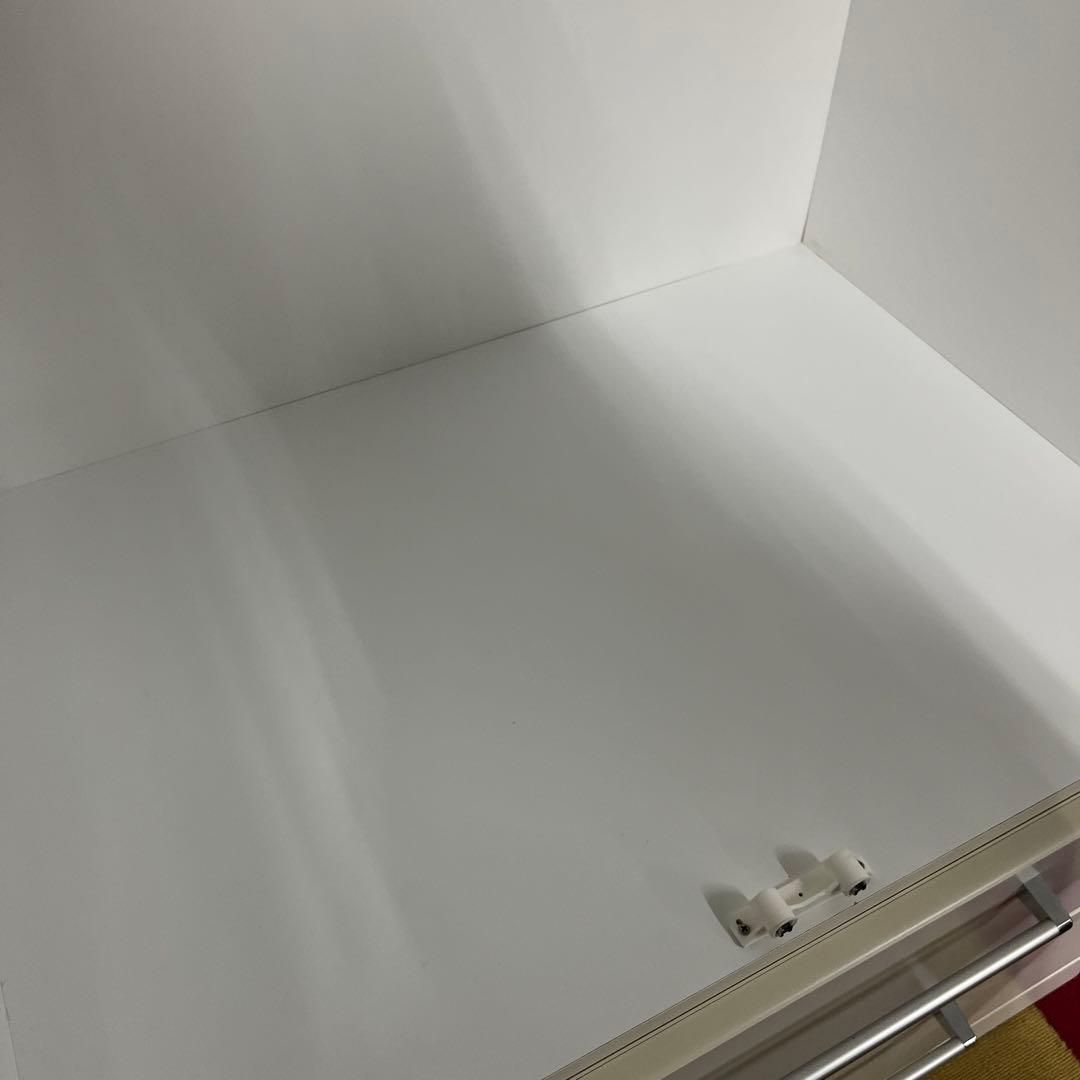 ワードローブ ホワイト木製キャビネット インテリア 家具