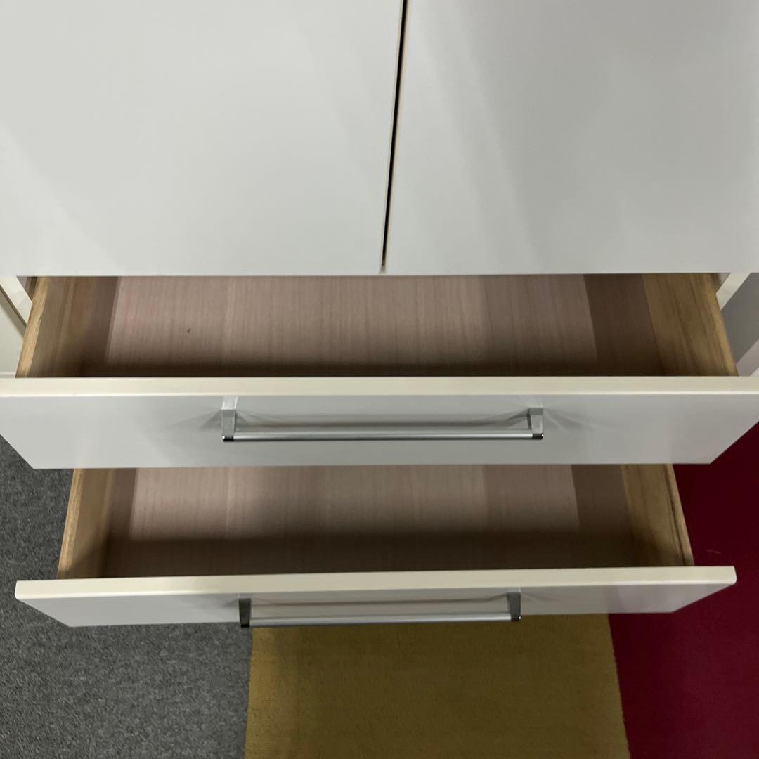 ワードローブ ホワイト木製キャビネット インテリア 家具