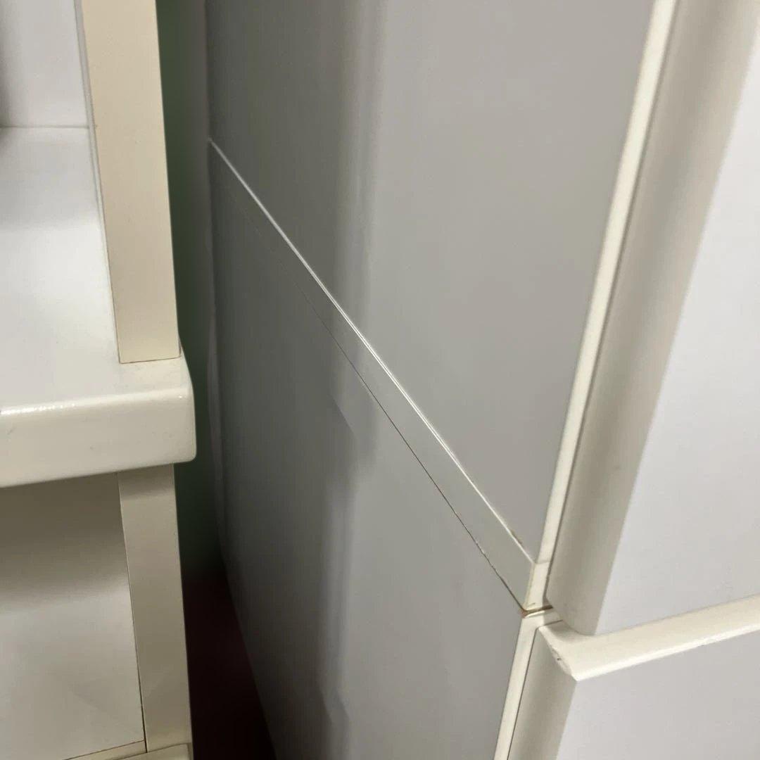 ワードローブ ホワイト木製キャビネット インテリア 家具