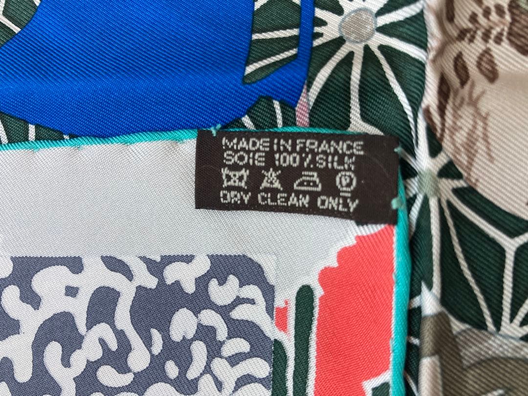 HERMES エルメス　スカーフ　カレ90 キモノ・エクスリブリス